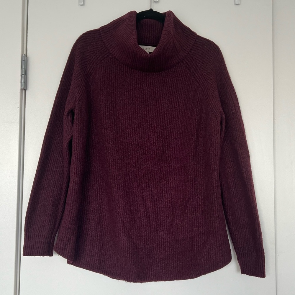 LOFT Women’s Oversized Turtleneck Sweater - Maroon Wool-Blend M